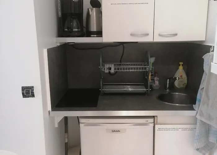 Le Petit -appartement Proche De La Vieille , Du Centre Et Du Tram- Petit Dejeuner Offert Lejlighed Le Mans